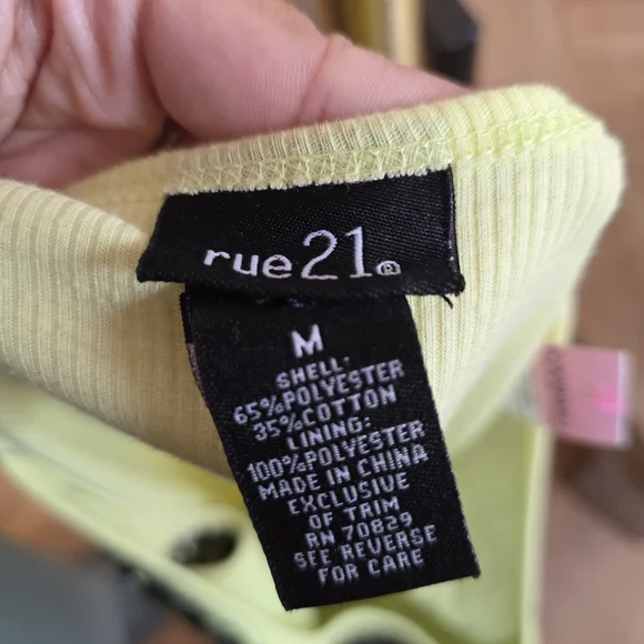 ☆Rue21 Yellow Sequin Tank Top☆ - Picture 4 of 4